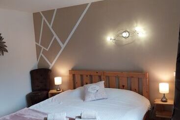 Bed and Breakfast Auberge De Portout