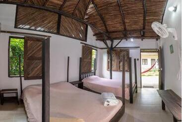 Hostal La Media Luna Palomino