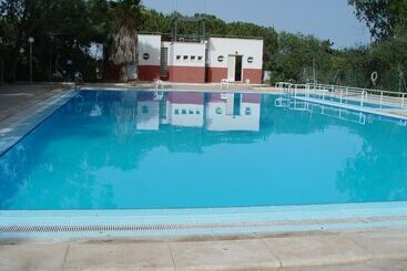 Albergue Inturjoven Aguadulce   Hostel