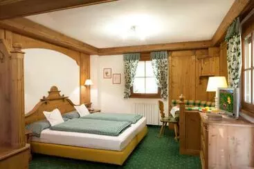 هتل Chalet Barbara