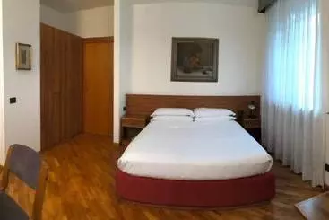 ホテル Rege Residence Milano Linate