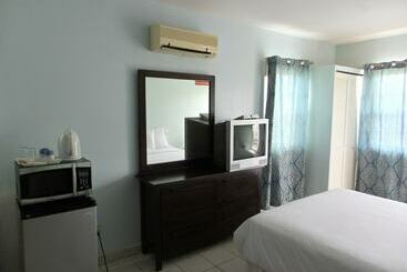 Отель Wind Chimes Inn