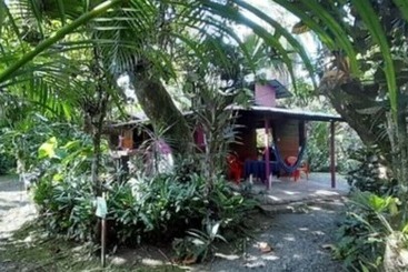 Herberge Cabinas Algebra