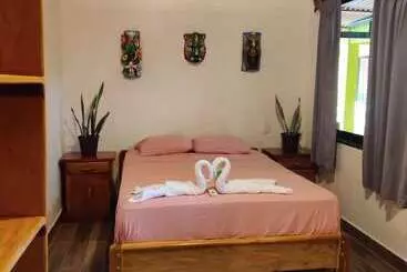 ホテル Cabinas Pura Vida B&b Tour Operator