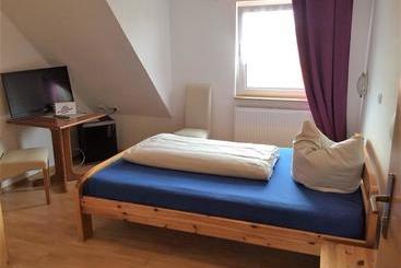 호텔 Restaurant Cafe Caro