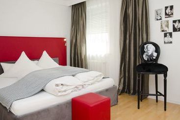 ホテル Forelle Garni