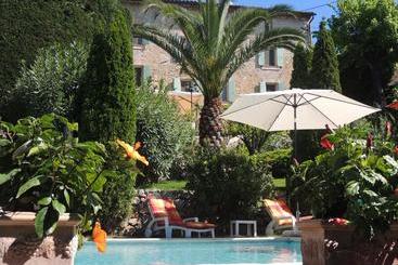 בית מלון כפרי La Bastide Des Anges