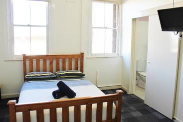 호텔 Blue Lyrebird Co Living Blue Mountains