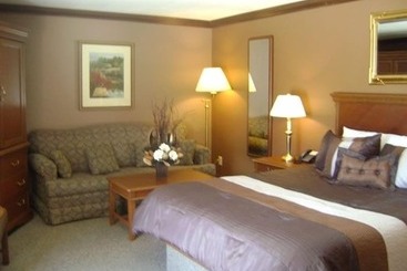 Hotel Talbot Trail Inn & Suites