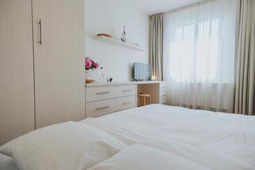 Bed and Breakfast Camelia's Cozy Place