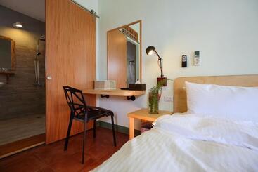 تختخواب و صبحانه Ttdropin Homestay