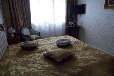 בית מלון כפרי Weena House