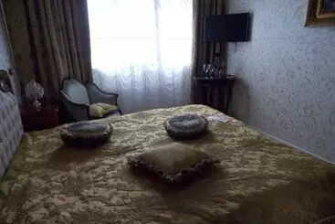 Hotel Weena House