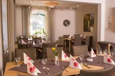 Hotelli Zur Borke