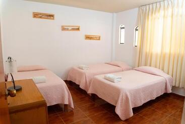 هتل Hospedaje Claudia