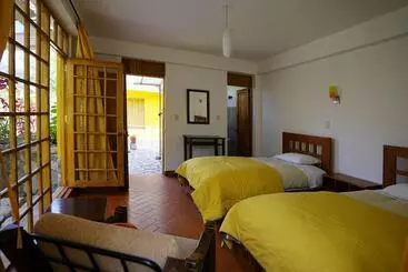 هتل Amaru Valle