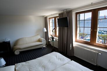 酒店 Gasthof Zur Sonne