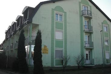 호텔 Loft Apartman