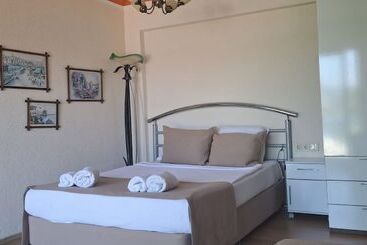 בית מלון כפרי Dut Selimiye