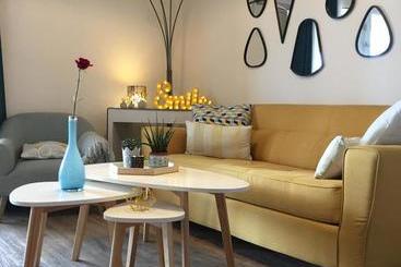 Bed and Breakfast 1 Chambre, 1 P'tit Dèj', 1 Sourire