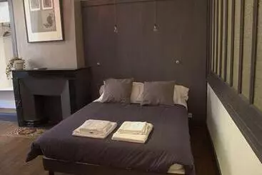 تختخواب و صبحانه Chambres D'hôtes L'epicurium