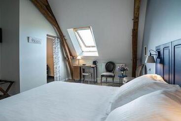 Aamiaismajoitus (B&B) Château De La Garnison