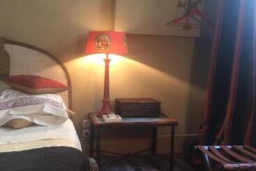 민박 La Maison Rousseau Chambre D Hôtes