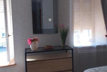 تختخواب و صبحانه Logis Saint Martin