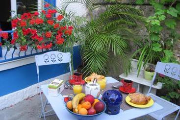 Le Jardin De Cécile Et Benoit   Bed And Breakfast