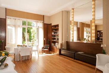 Nocleg ze śniadaniem La Demeure Des Sacres Cathédrale