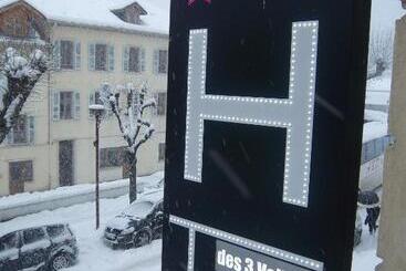 Отель Terminus Hôtel Des 3 Vallées