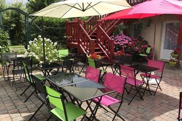 ホテル Auberge Le Cheval Blanc