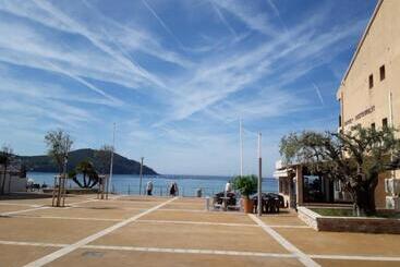 ホテル Hôtel Chanteplage