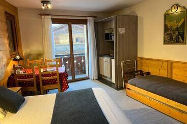 בית מלון כפרי Hôtel Igloo