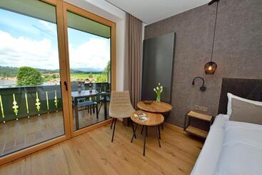 בית מלון כפרי Pension Waldkristall