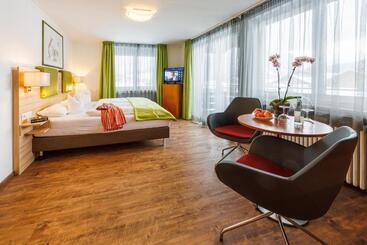 Отель Restaurant Bellevue