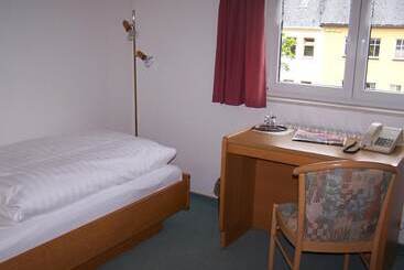 هتل Zum Alten Brauhaus