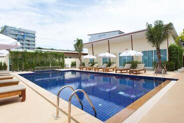 هتل Chalong Princess Pool Villa Resort Sha Extra Plus