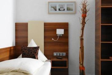 בית מלון כפרי Schützenhof Spa Garden