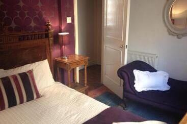 צימר Rivers Street 2 Bed Ground Floor Georgian Garden Apartment