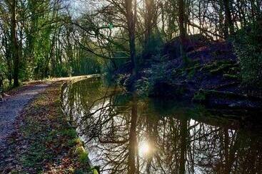 민박 The Coach House Brecon