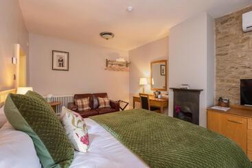 酒店 The Black Swan Inn