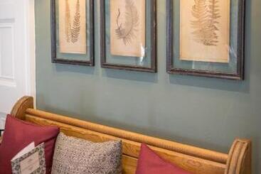 فندق The Townhouse