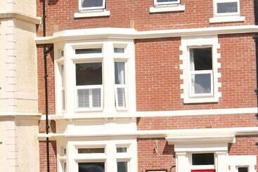 Bed and Breakfast Pebbles House Room Only