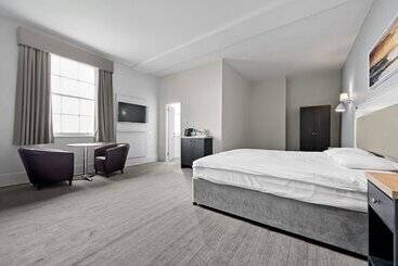 فندق Royal Whitby