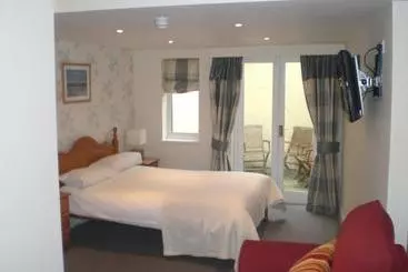 Bed and Breakfast Ashley House