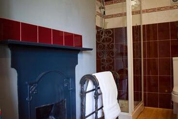 ベッドアンドブレックファースト Elloe Lodge