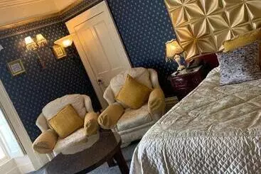 Hotel Harrisons Hall Bed & Breakfast
