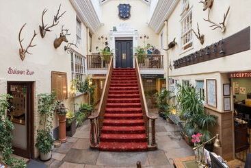 호텔 Royal Seven Stars