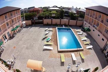 Hotel вива мария